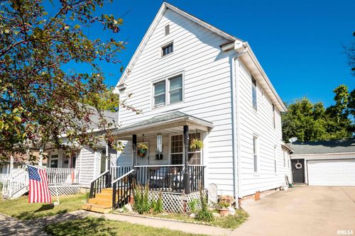 807 W Mcclure Ave, Peoria, IL, 61604-3357 | Card Image