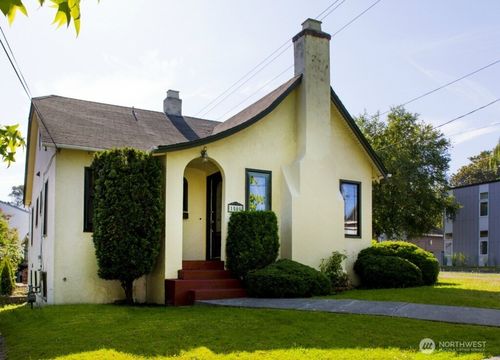 1500 Martin Luther King Jr Way, Seattle, WA, 98122 | Card Image