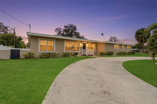 327 Sunny Ln, BELLEAIR, FL, 33756-1051 | Card Image