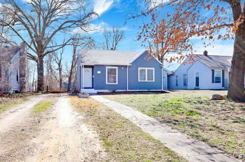 523 W Pine St, Junction City, KS, 66441-3624 | Card Image