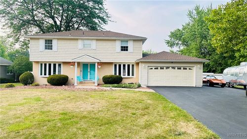 575 Morgan Dr, Lewiston, NY, 14092-1144 | Card Image