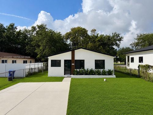 2250 Nw 170th St, Miami Gardens, FL, 33056-4615 | Card Image