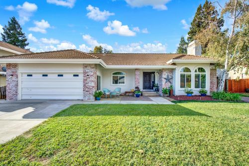 316 Village Circle, Winters, CA, 95694 | Card Image