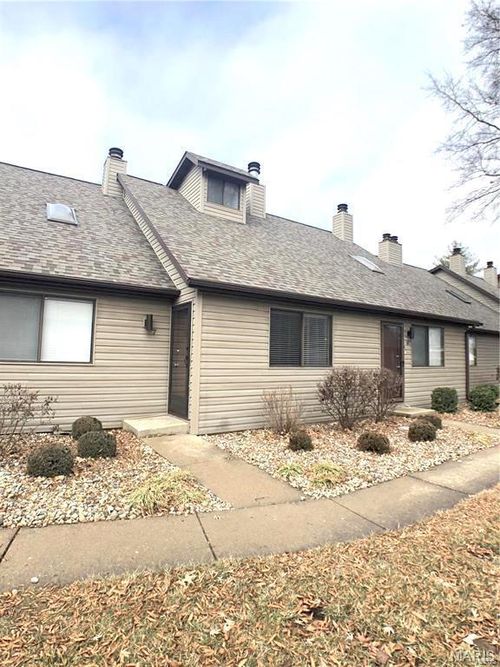 6-435 Ponderosa Avenue, O'Fallon, IL, 62269 | Card Image