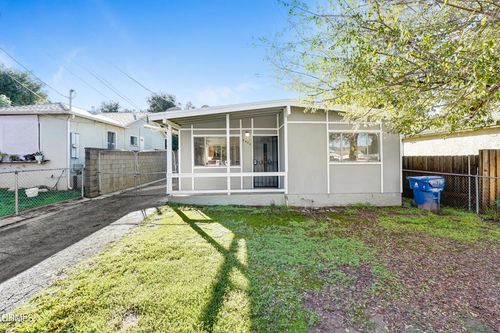 8444 Grenoble St, Sunland, CA, 91040-2816 | Card Image