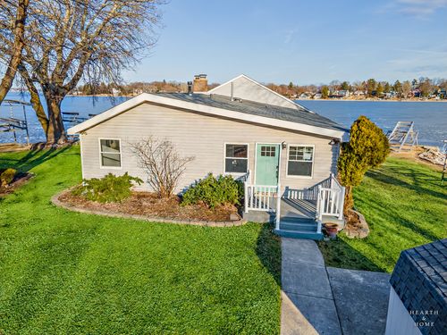 31 Lakeside Ln, Fox Lake, IL, 60020-1508 | Card Image