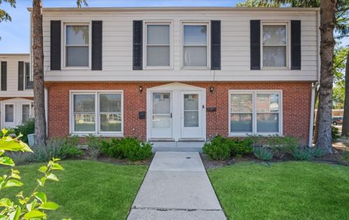 b-901 Waukegan Rd, Deerfield, IL, 60015-3068 | Card Image