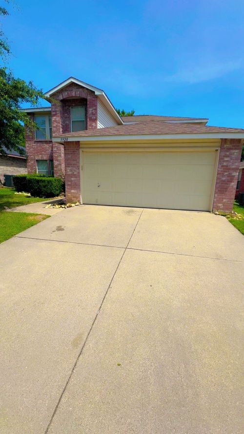 3920 Fox Run Dr, Fort Worth, TX, 76123-2510 | Card Image