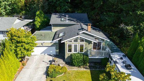 311 April Rd, Port Moody, BC, V3H3Y9 | Card Image