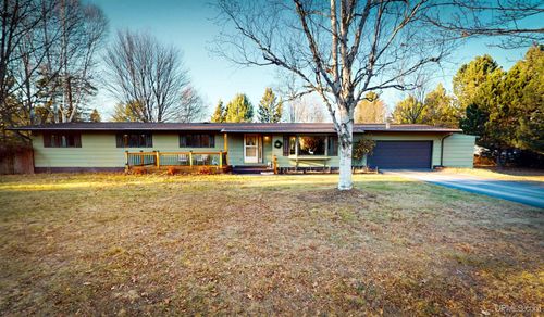 201 Cedar Lane, Marquette, MI, 49855 | Card Image