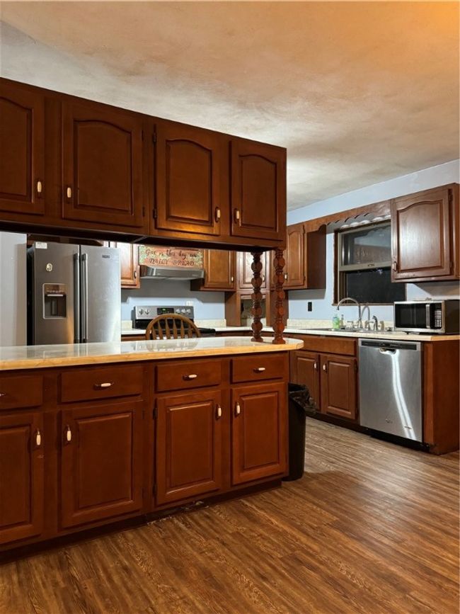 1012 Union Flat Rd, House other with 3 bedrooms, 2 bathrooms and 2 parking in Shelocta PA | Image 5