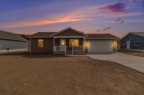 252 Stonecrest Dr, Shelby, MI, 49455-9234 | Card Image