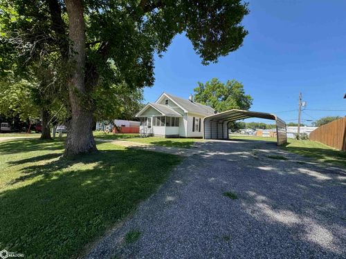 1001 Park St, Hamburg, IA, 51640-1237 | Card Image