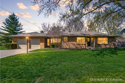 3679 Yellowstone Dr, Grandville, MI, 49418-1859 | Card Image