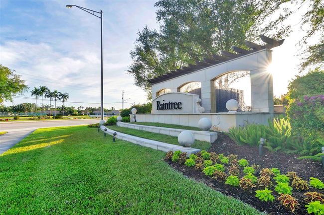 1291 Sw 113 Th Way, House other with 3 bedrooms, 3 bathrooms and null parking in Pembroke Pines FL | Image 40
