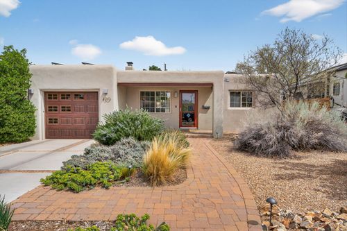 420 Manzano St Ne, Albuquerque, NM, 87108-1311 | Card Image