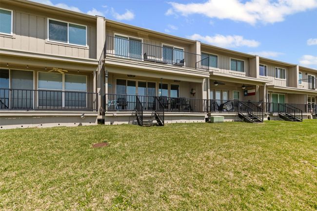 5232 Country Club Dr, Condo with 2 bedrooms, 2 bathrooms and null parking in Granbury TX | Image 26