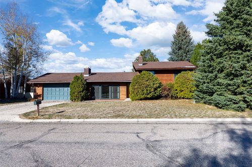 9 Bittersweet Dr, Butte, MT, 59701-4333 | Card Image