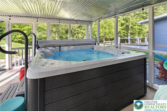8539 Rextown Rd, House other with 4 bedrooms, 4 bathrooms and null parking in Slatington PA | Image 58