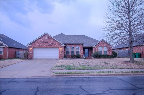 202 Dawn Dr, Centerton, AR, 72719-9313 | Card Image