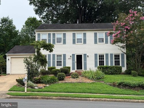 9613 Ashbourn Dr, BURKE, VA, 22015-1707 | Card Image