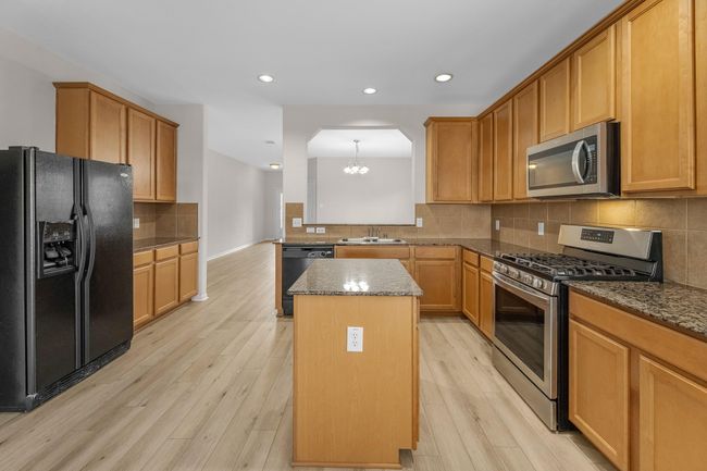 21622 Amesbury Meadow Ln, House other with 3 bedrooms, 2 bathrooms and 2 parking in Spring TX | Image 11