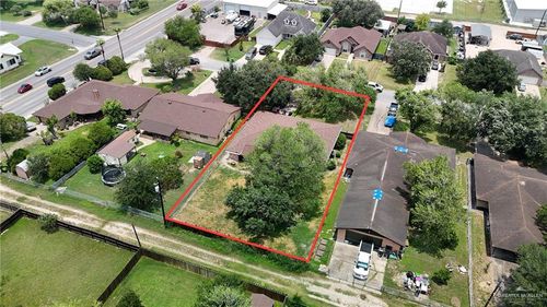 411 E Austin Ave, Alamo, TX, 78516-2639 | Card Image
