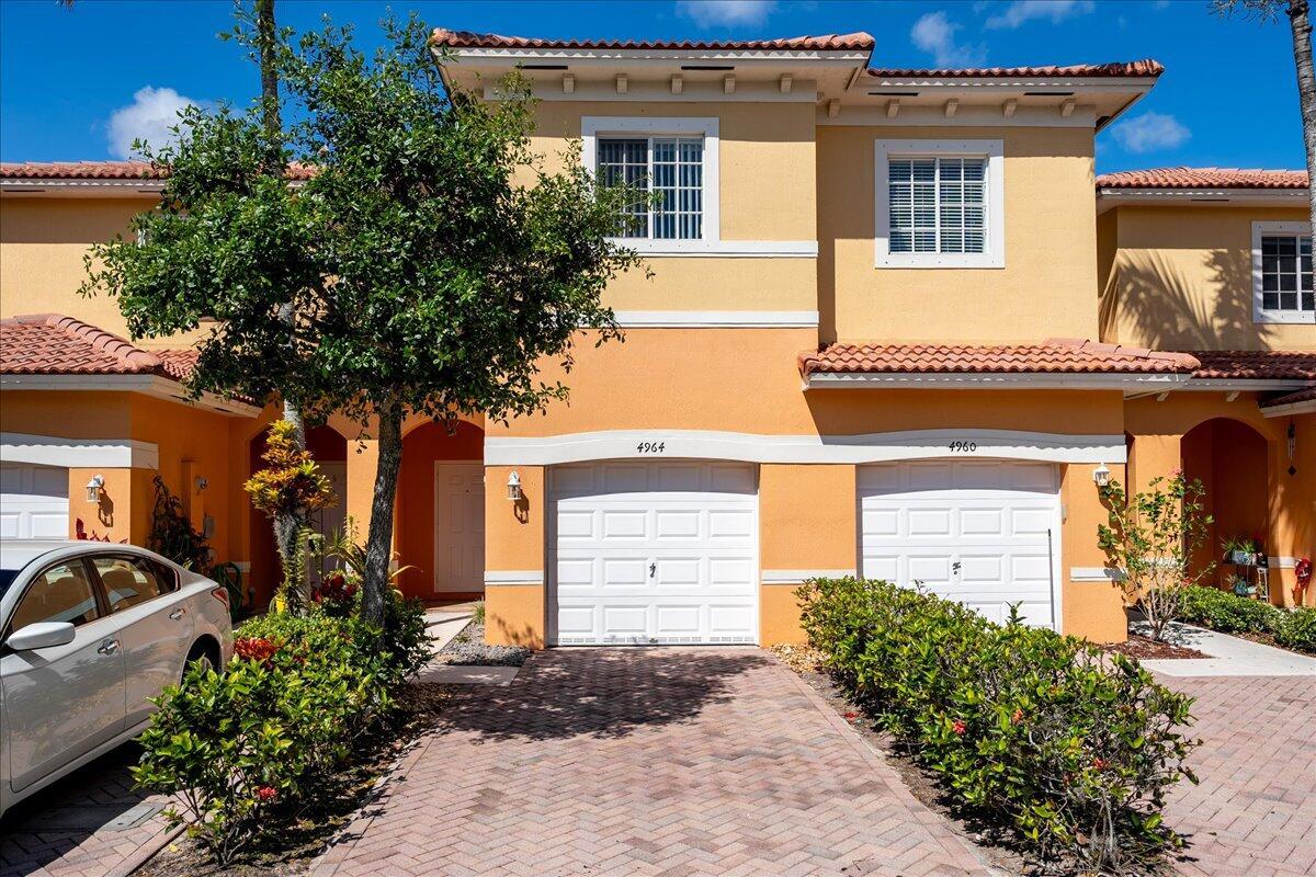 Mariner Garden Cir, Stuart, FL 34997
