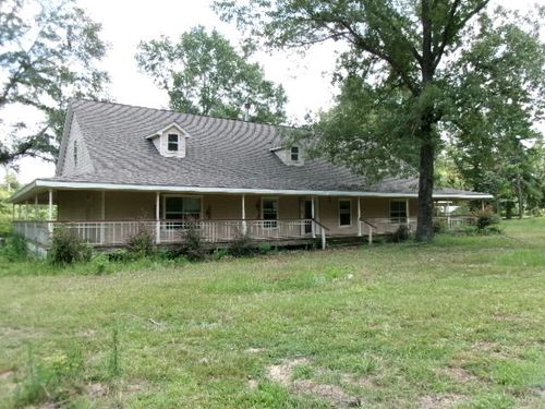 677 Silver Spur Ln, Grand Cane, LA, 71032-6245 | Card Image