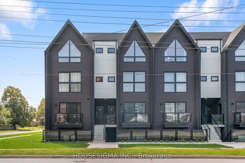 302-7277 Wilson Cres, Niagara Falls, ON, L2G4R8 | Card Image