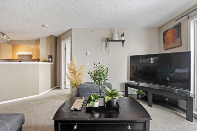 2316 - 2600 66 Street Ne, Home with 2 bedrooms, 2 bathrooms and 1 parking in Calgary AB | Image 12