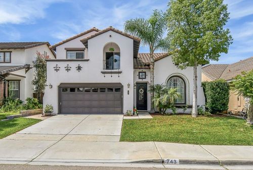 743 N Valley View Dr, Chula Vista, CA, 91914-2433 | Card Image
