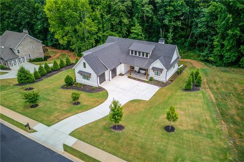 5306 Weeping Creek Trl, Flowery Branch, GA, 30542-3754 | Card Image