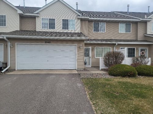 87-2502 Yellowstone Dr, Hastings, MN, 55033-3751 | Card Image