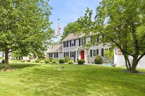 8 Eileen Rd, Norton, MA, 02766-3139 | Card Image
