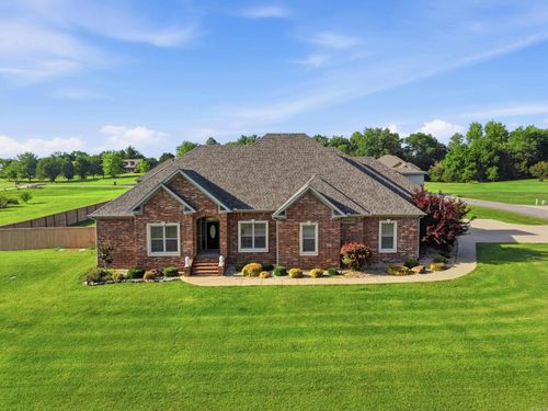 27 Winterberry Dr, Greenbrier, AR, 72058-9397 | Card Image