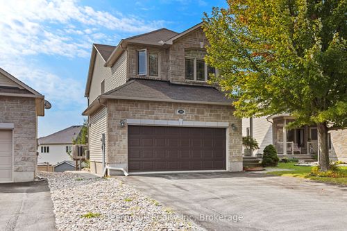 289 Topaze Cres, Rockland, ON, K4K0E7 | Card Image