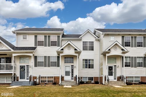 17437 Teton Ct, Lockport, IL, 60441-7692 | Card Image