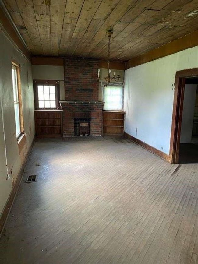 1502 E Texas Ave, House other with 3 bedrooms, 2 bathrooms and null parking in Mart TX | Image 4