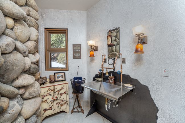 Home office with light tile patterned floors | Image 33