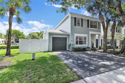 9460 Stanley Ln, Tamarac, FL, 33321-6358 | Card Image