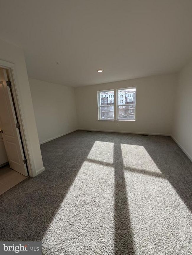 9926 Sir Barton Way, Townhouse with 3 bedrooms, 3 bathrooms and null parking in LAUREL MD | Image 11