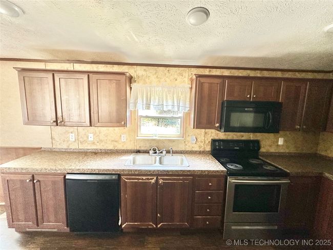 171 E Brooken Rd, House other with 5 bedrooms, 3 bathrooms and null parking in Stigler OK | Image 8