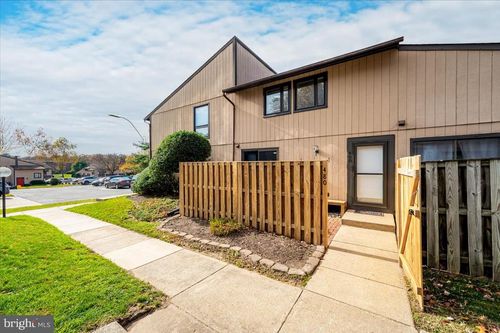 480 West Ct, GLEN BURNIE, MD, 21061-4765 | Card Image