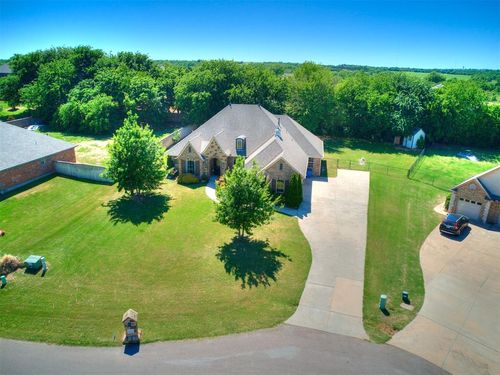 4343 Nicole Dr, Norman, OK, 73072-1702 | Card Image