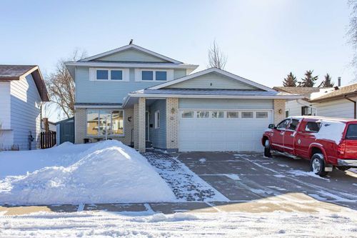 18 Mclevin Crescent, Red Deer, AB, T4R1S9 | Card Image