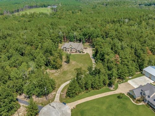210 Autumn Lake Dr, Lufkin, TX, 75904-7489 | Card Image
