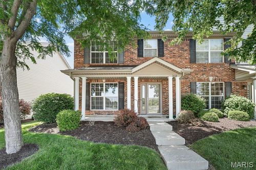 1109 Ridgeway Dr, Lake St Louis, MO, 63367-4800 | Card Image