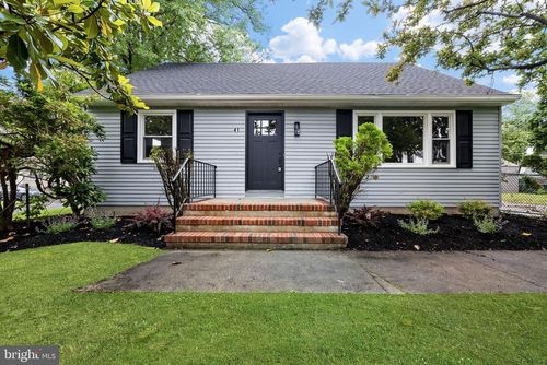41 Greenfield Ave, LAWRENCEVILLE, NJ, 08648-3811 | Card Image