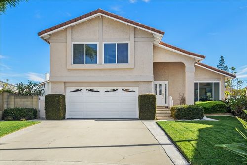 2210 E. Oshkosh Circle, Anaheim, CA, 92806 | Card Image